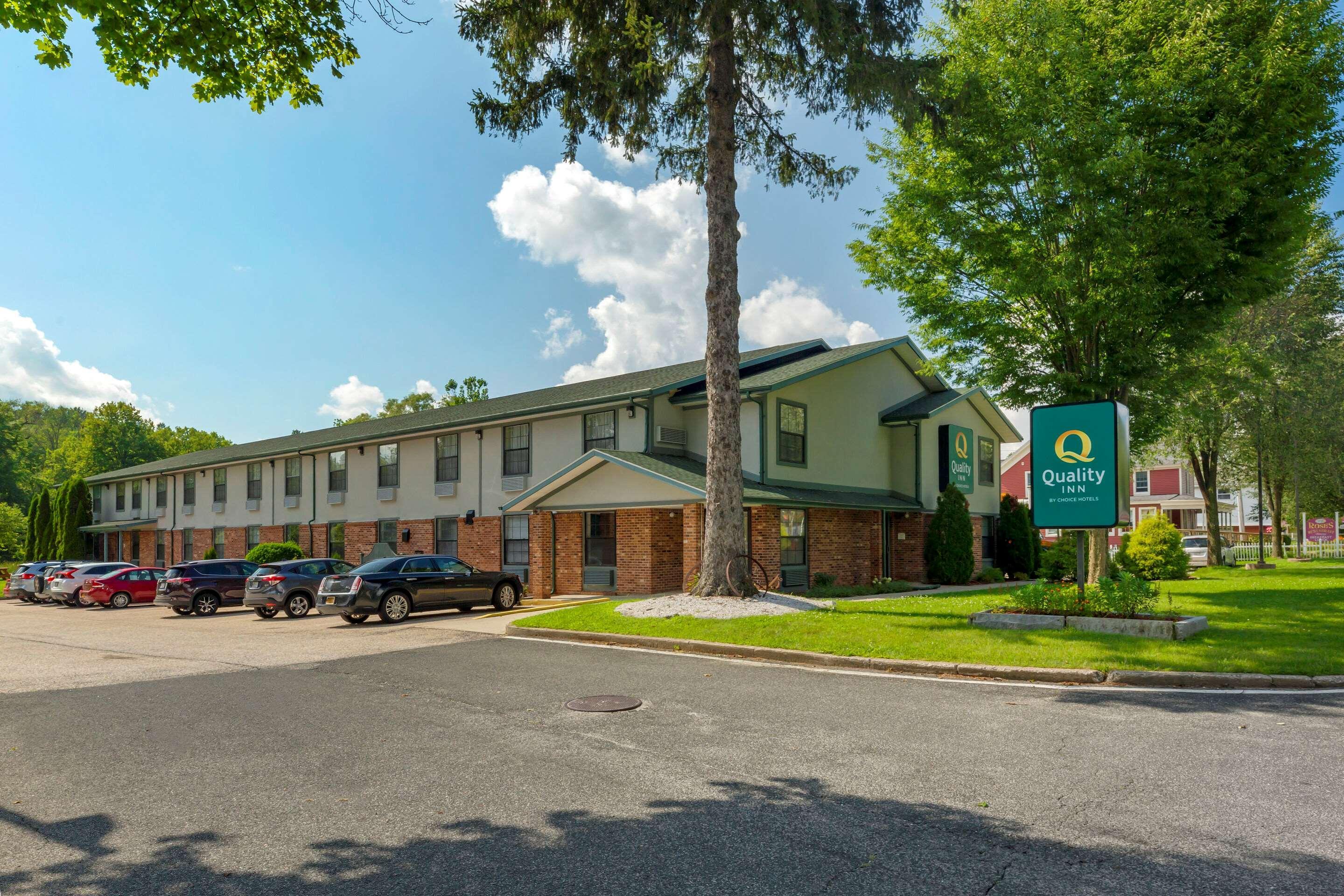 Quality Inn Lee Exterior foto
